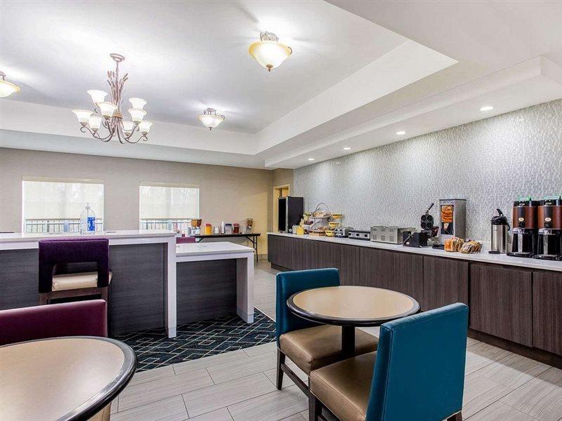 La Quinta Inn & Suites Fultondale Esterno foto