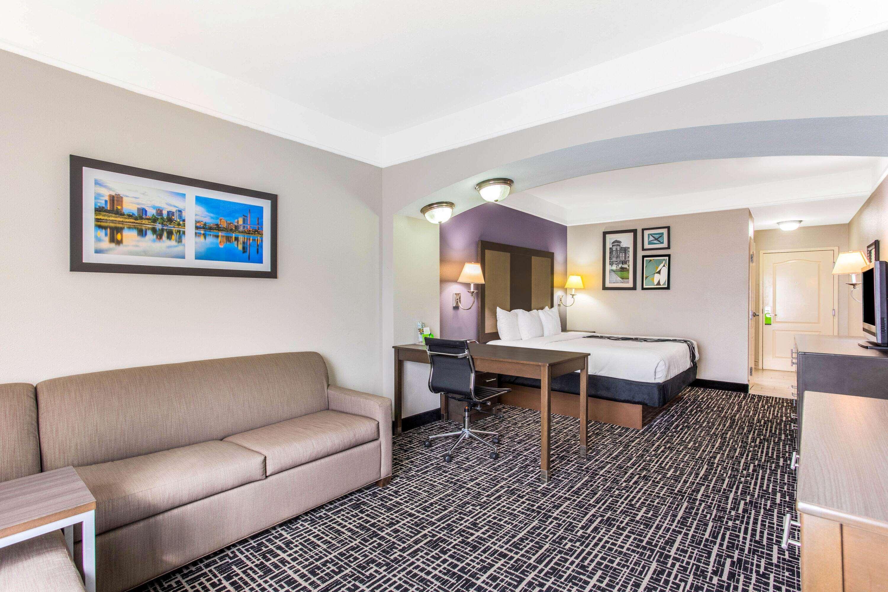 La Quinta Inn & Suites Fultondale Esterno foto
