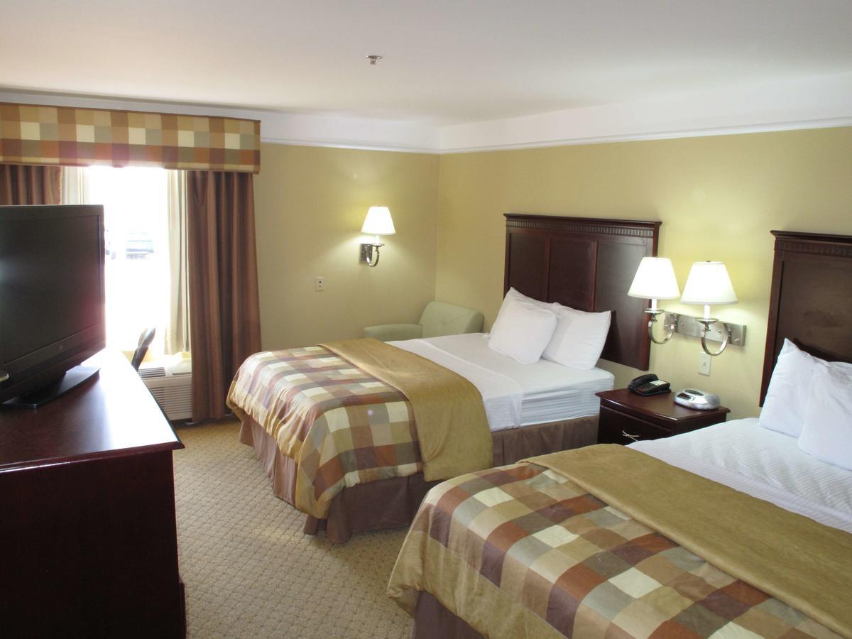 La Quinta Inn & Suites Fultondale Esterno foto
